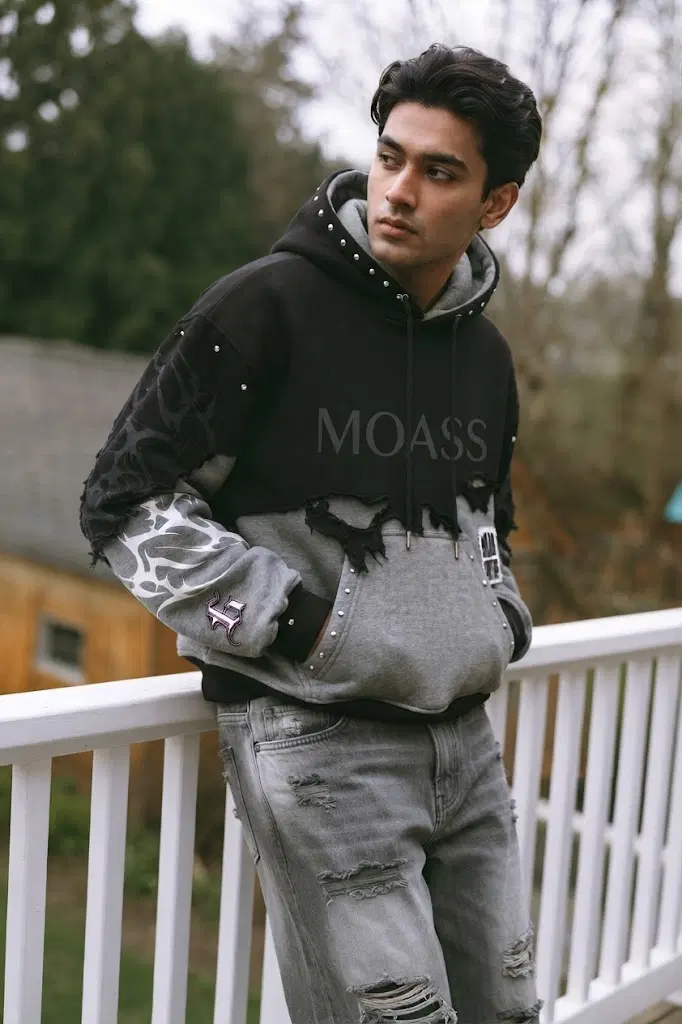 Distressed Streetwear Hoodie 3